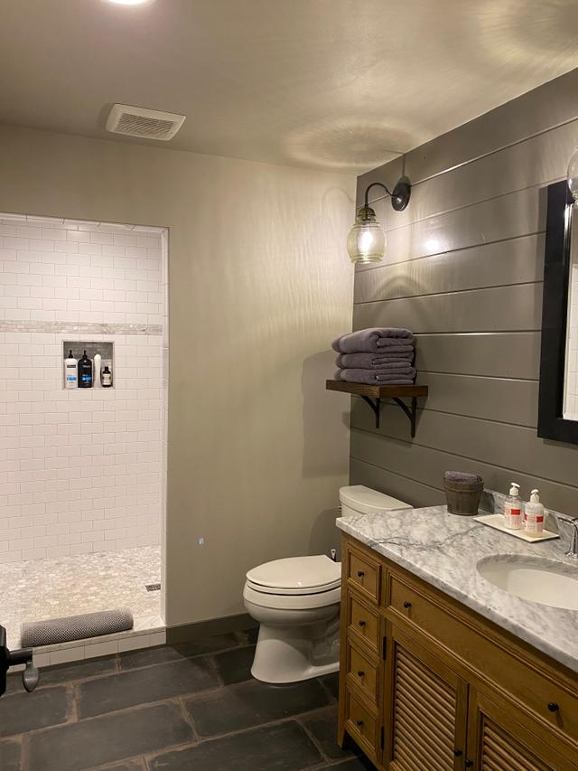 En-Suite Bathroom, Walk-in Shower