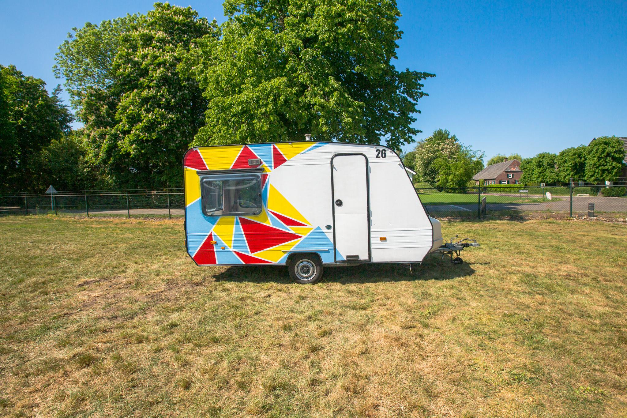 caravan 26 voorkant