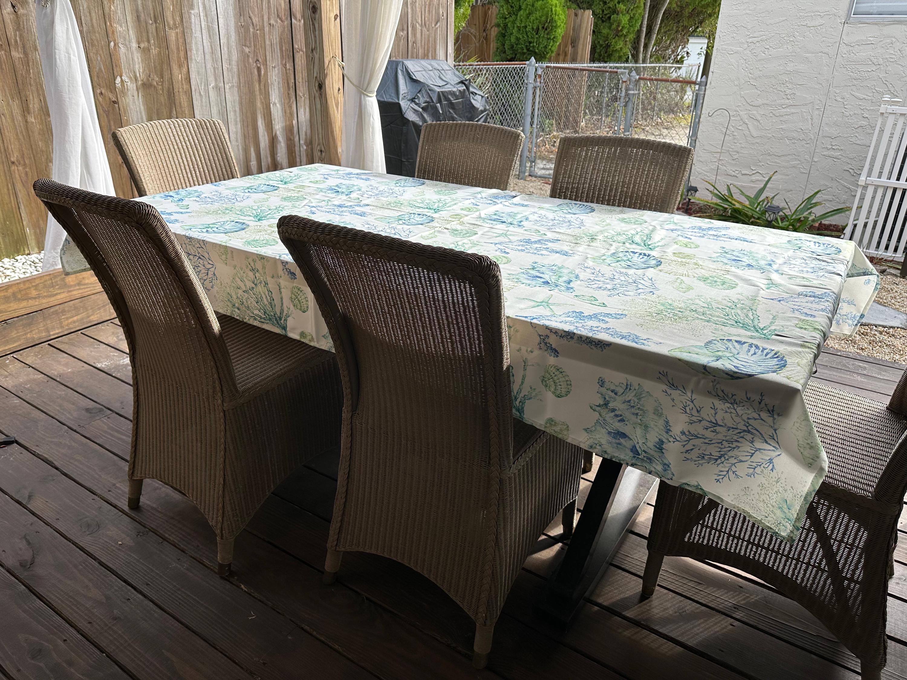 Pavilion Outside Dining Table 