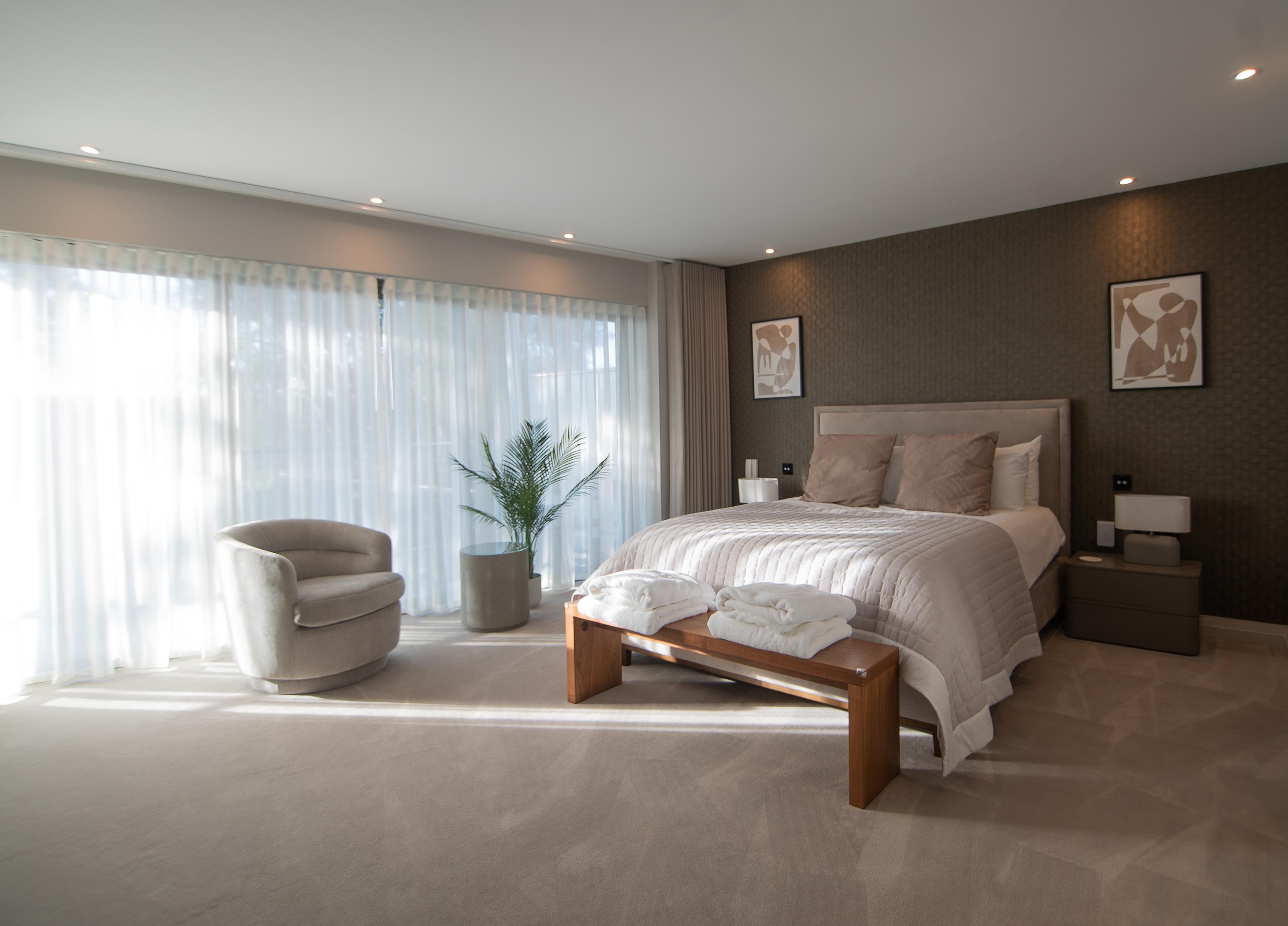 Sumptuous master bedroom