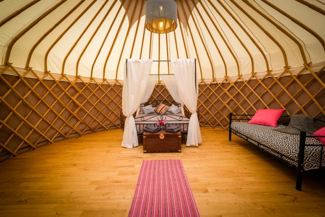Puy de Sancy Yurt - Internal - Wide
