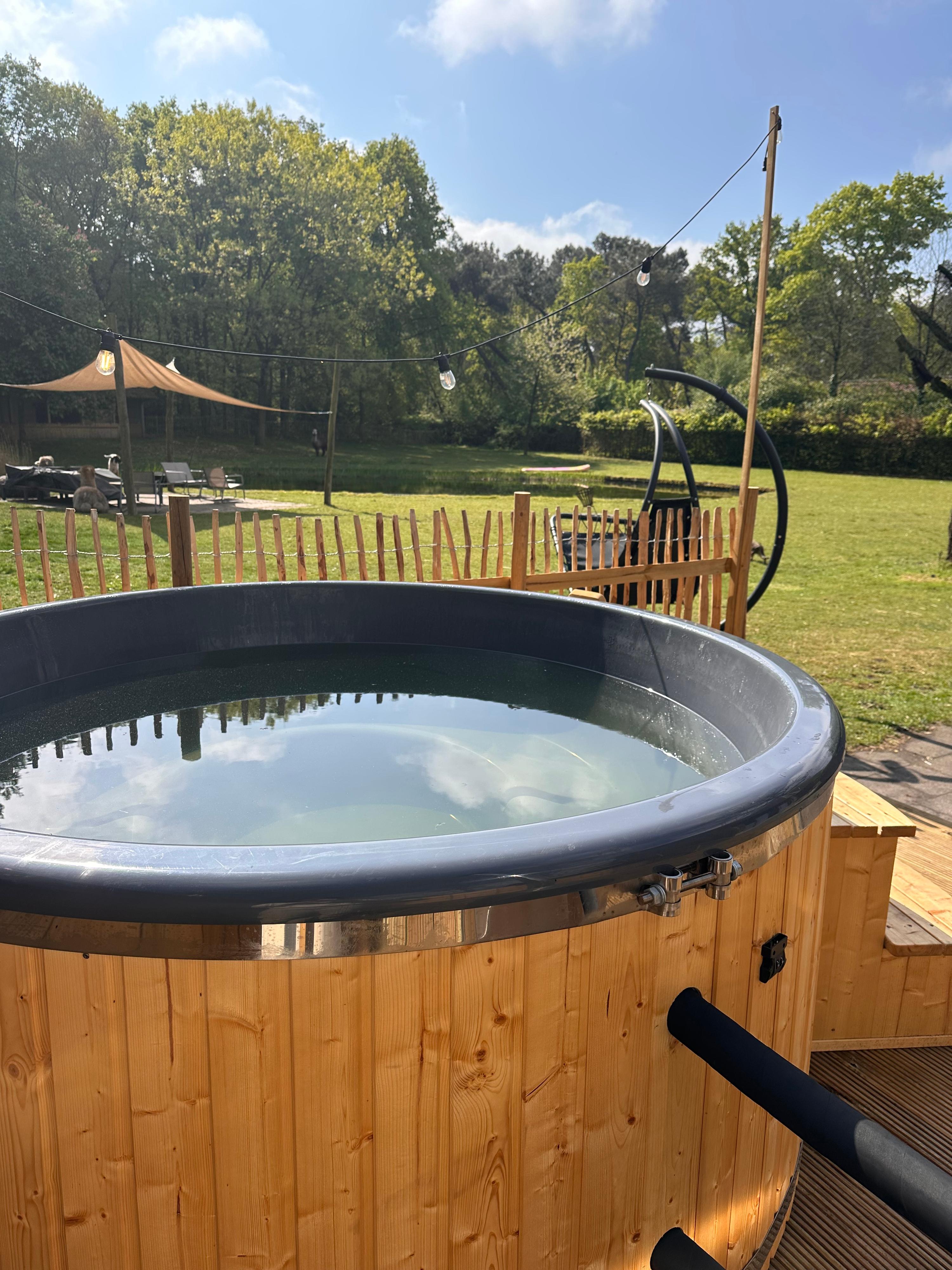 hottub & tuin