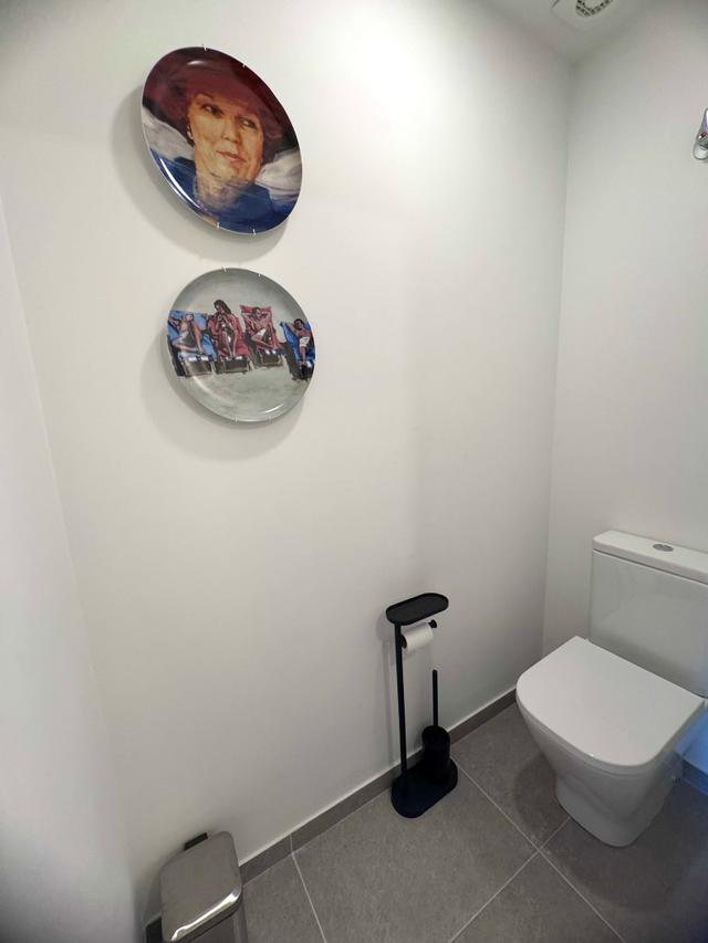 toilet