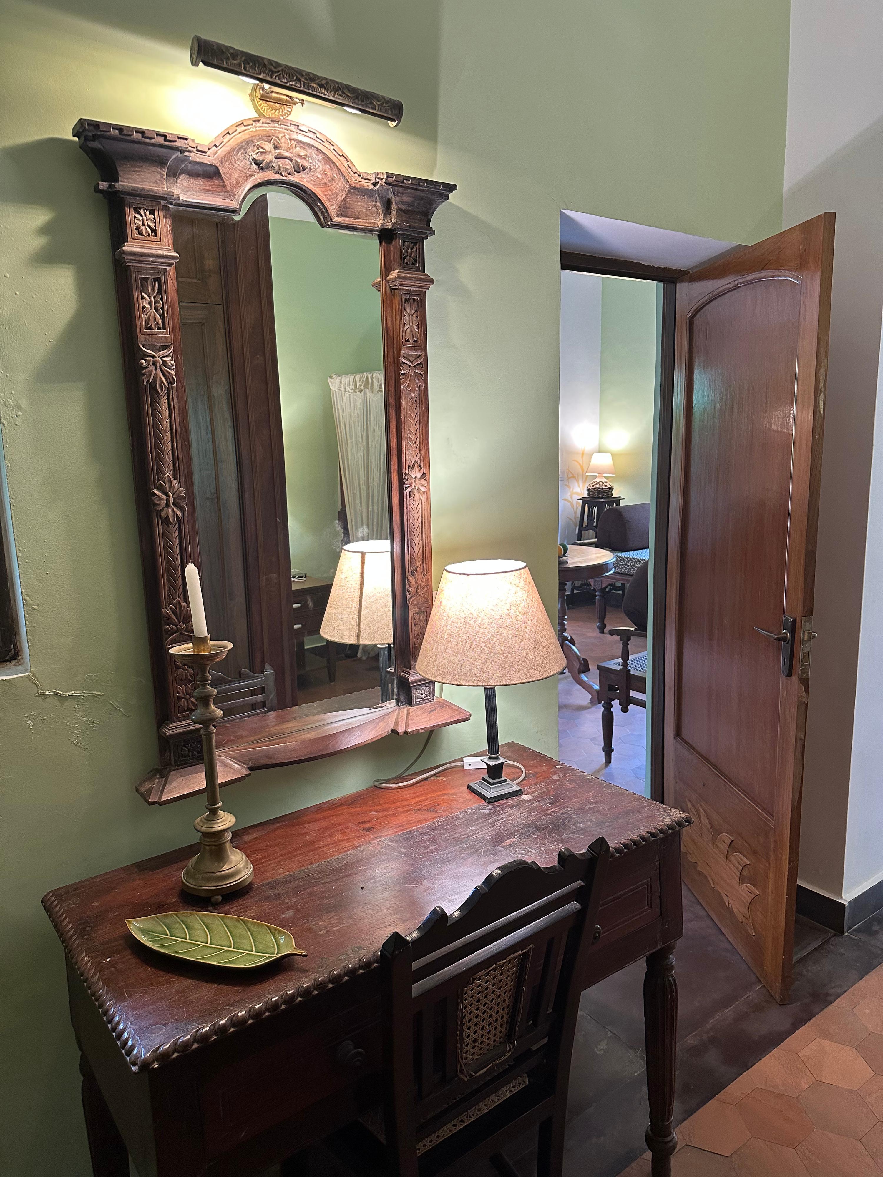 Dresser