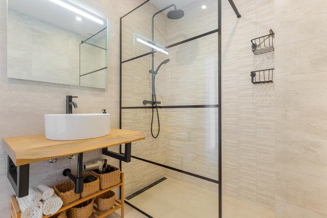 Bathroom downstairs: Casa Joya Nerja 