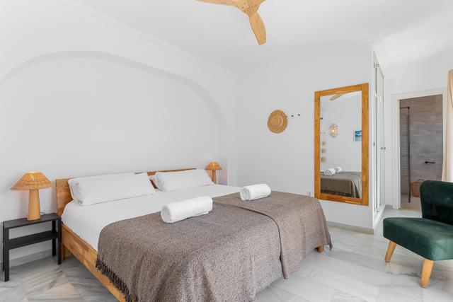 Bedroom upstairs: Casa Joya Nerja