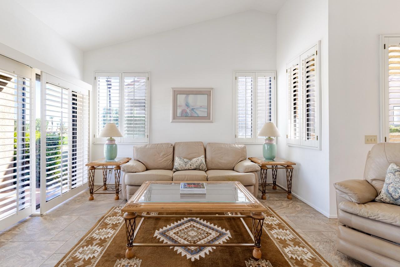 Stunning Sunrise Views within Gated Country Club