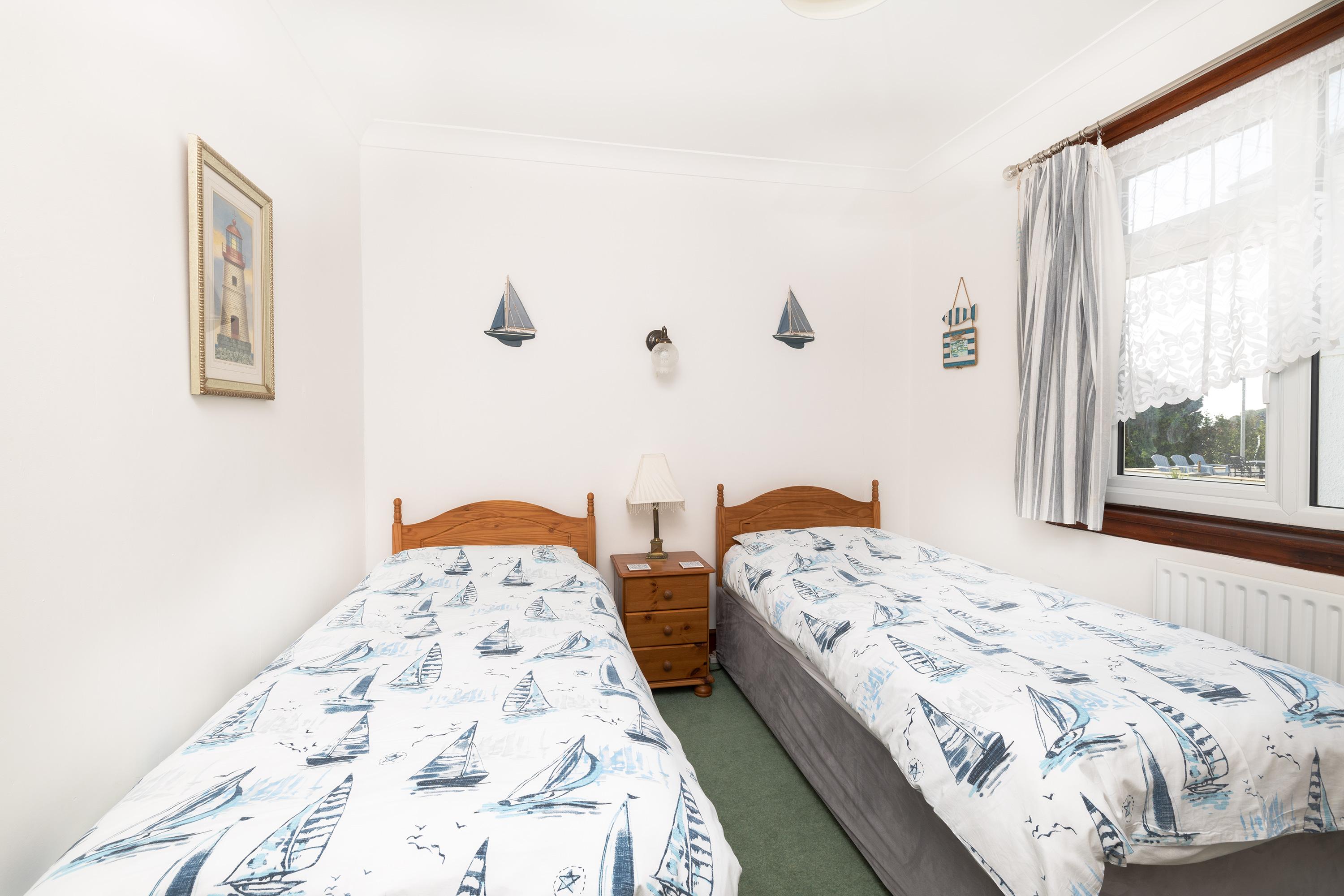Twin bedded room 
