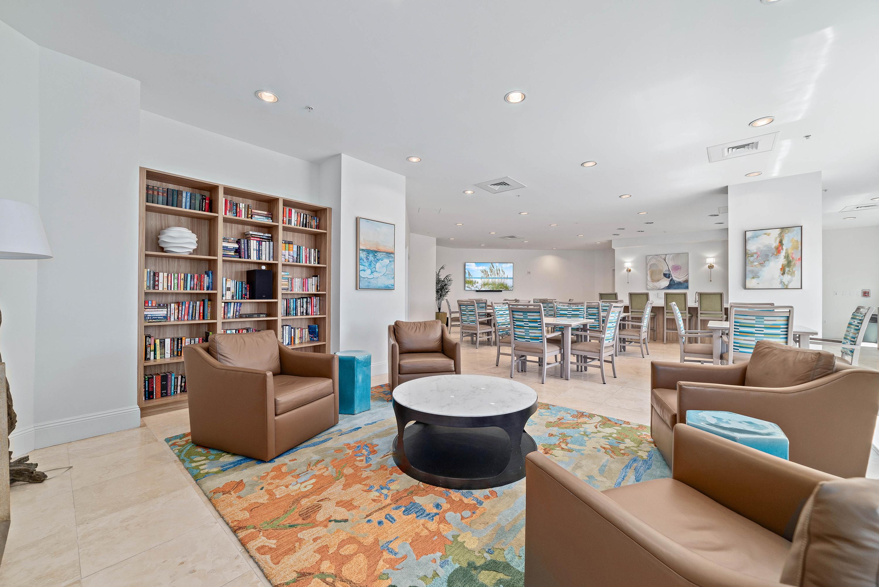 Social room that is available for use by guests at no extra charge (ask us) 