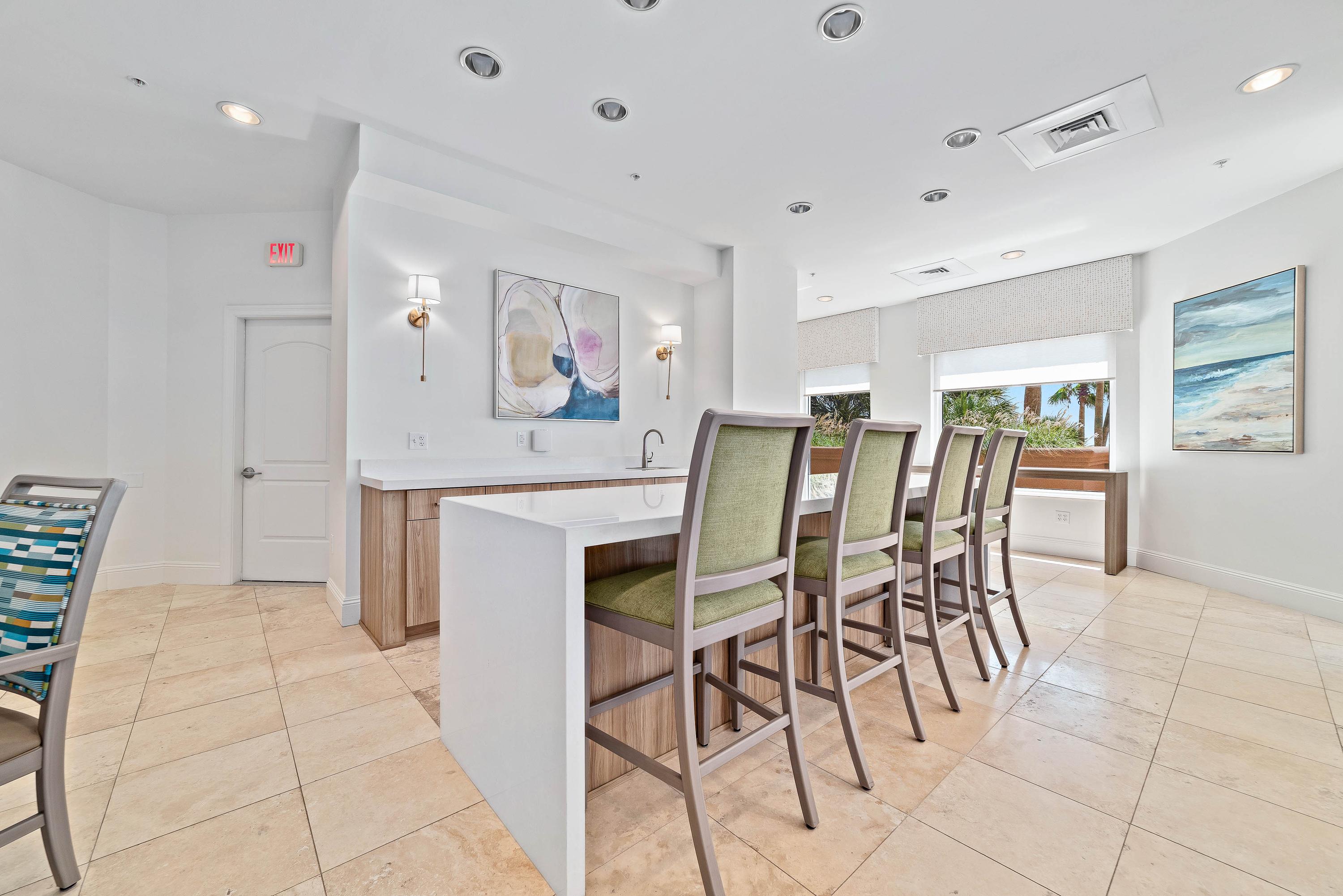 Social room that is available for use by guests at no extra charge (ask us)