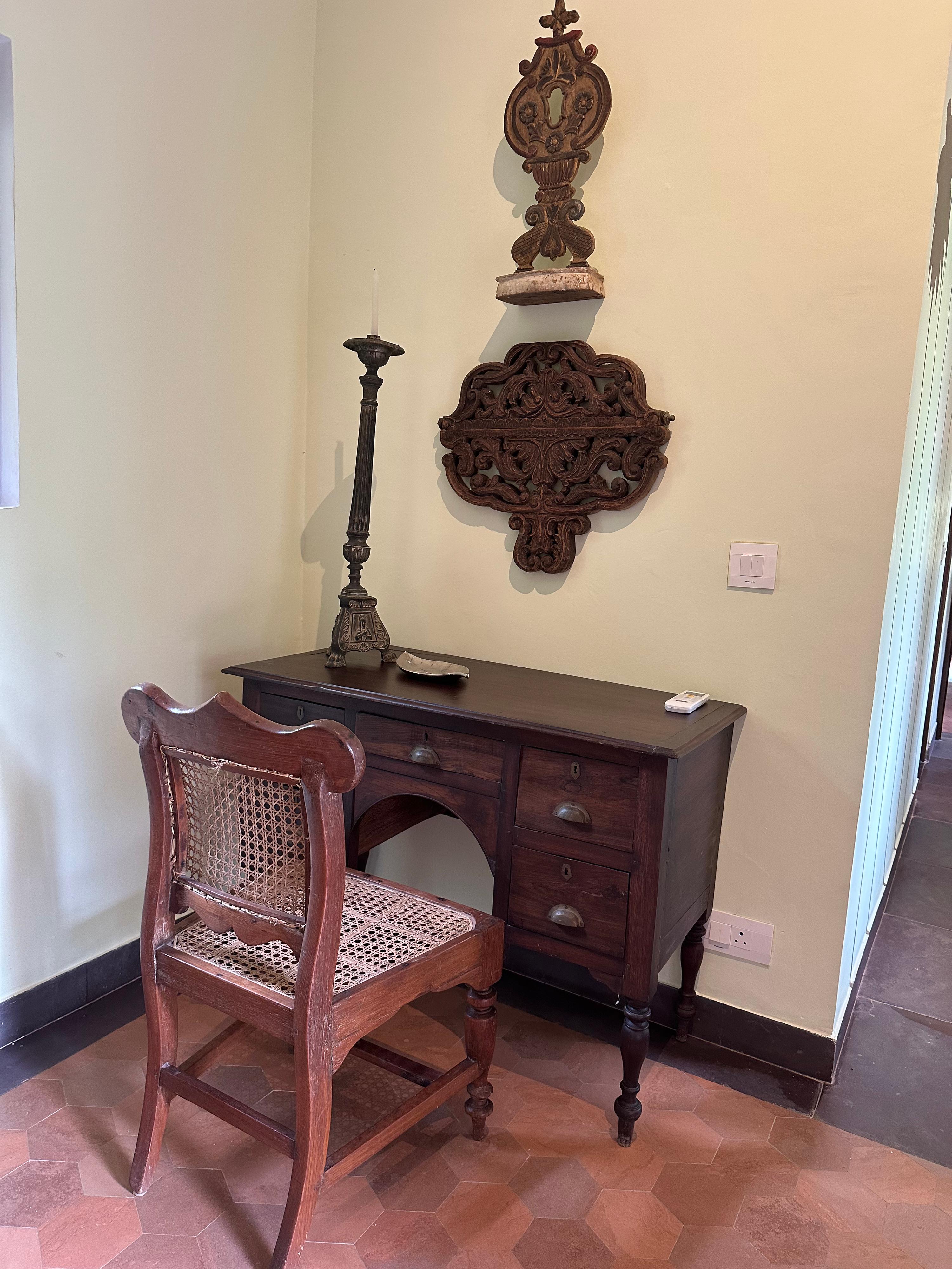 Dresser
