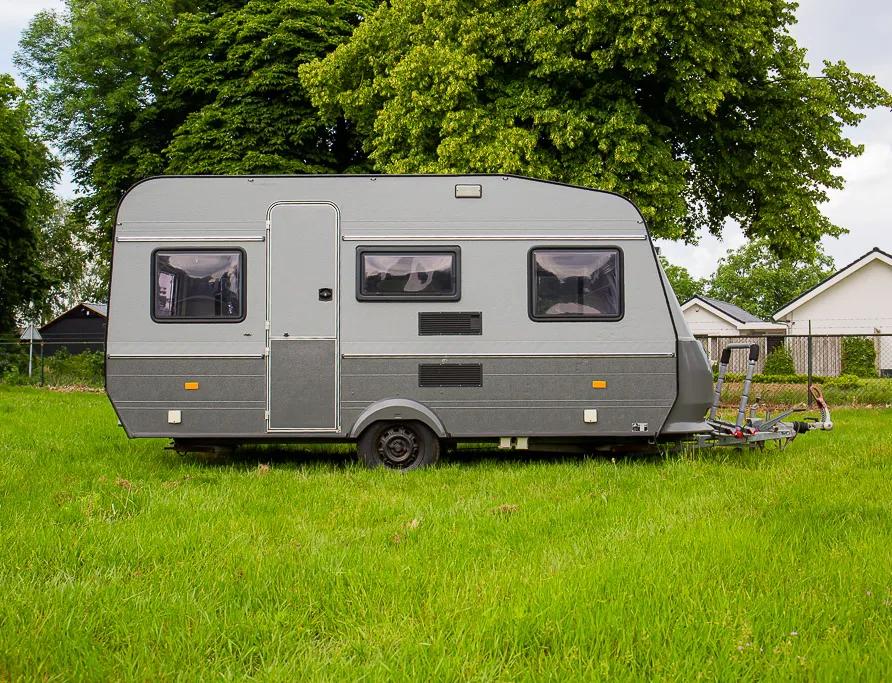 caravan 31 voorkant