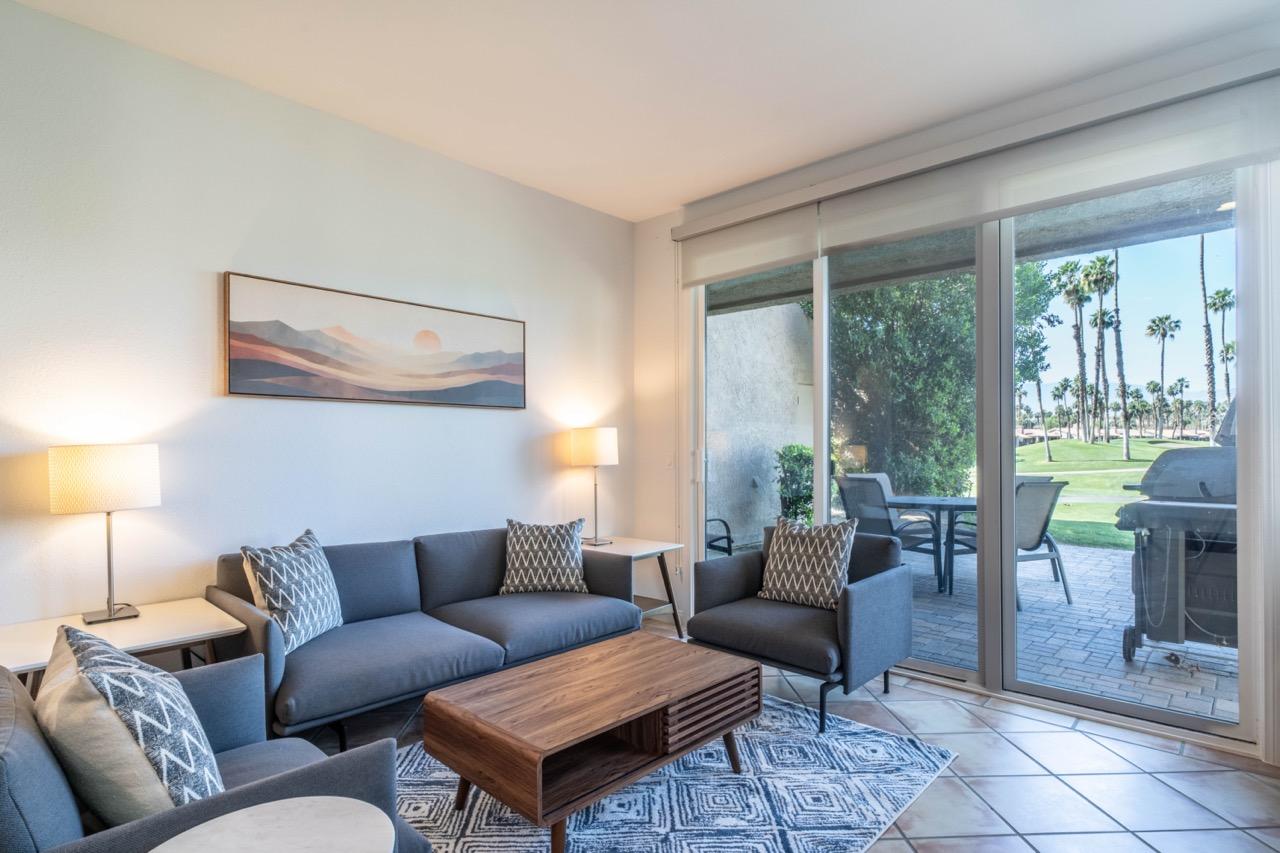 Palm Valley | Country Club Living at its Finest