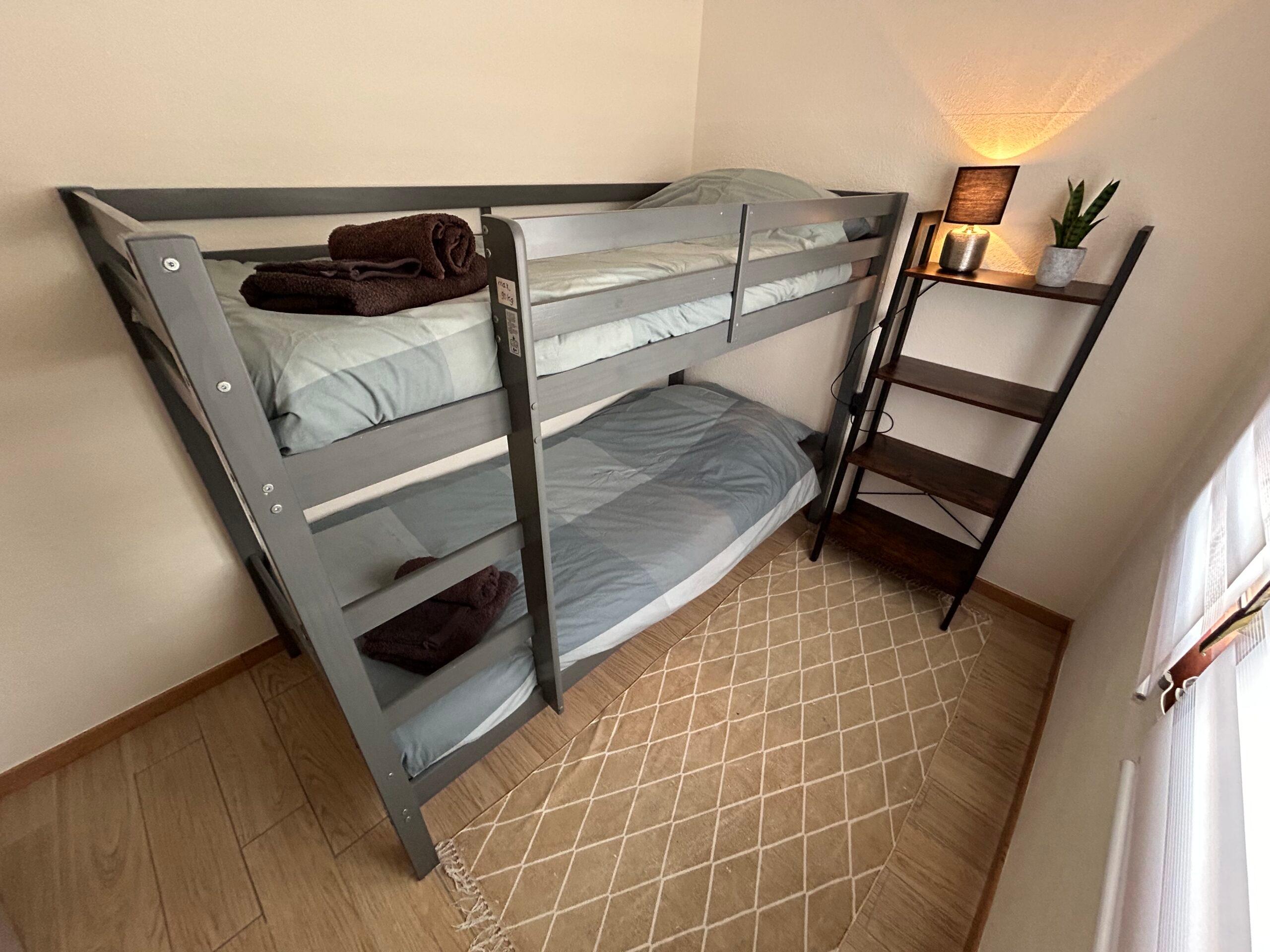 Slaapkamer met stapelbed