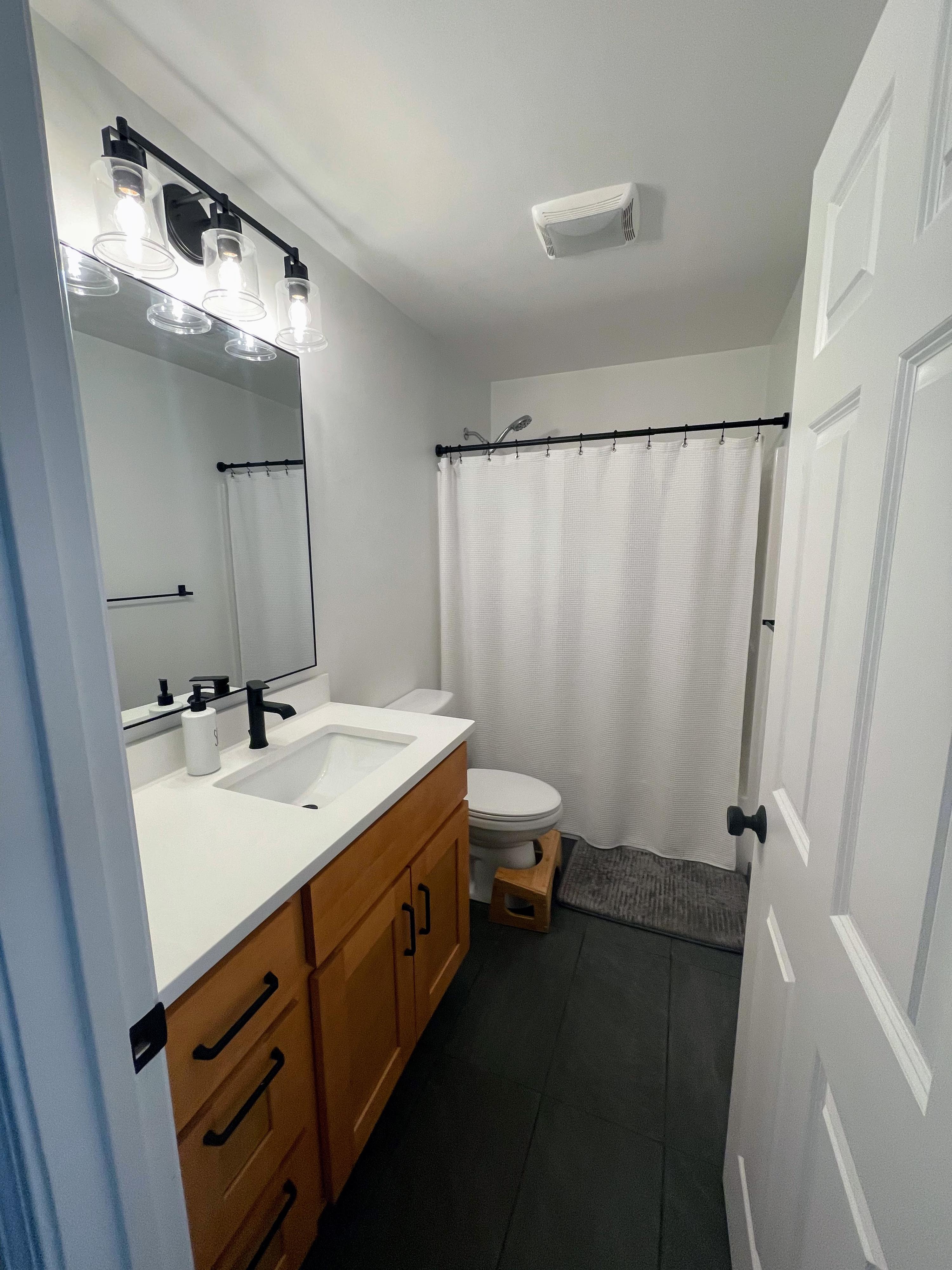 2nd floor bath