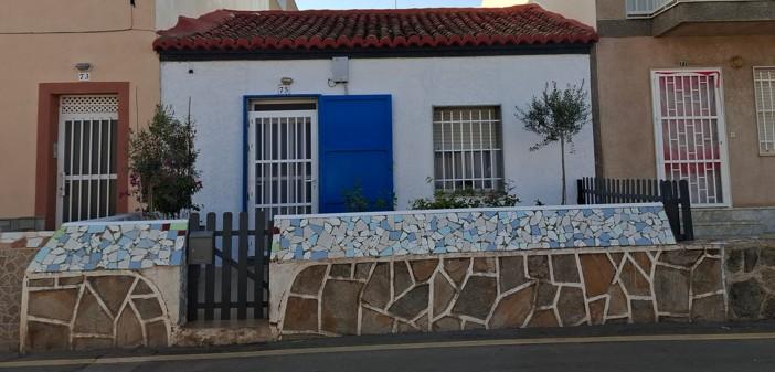 Front casa azul