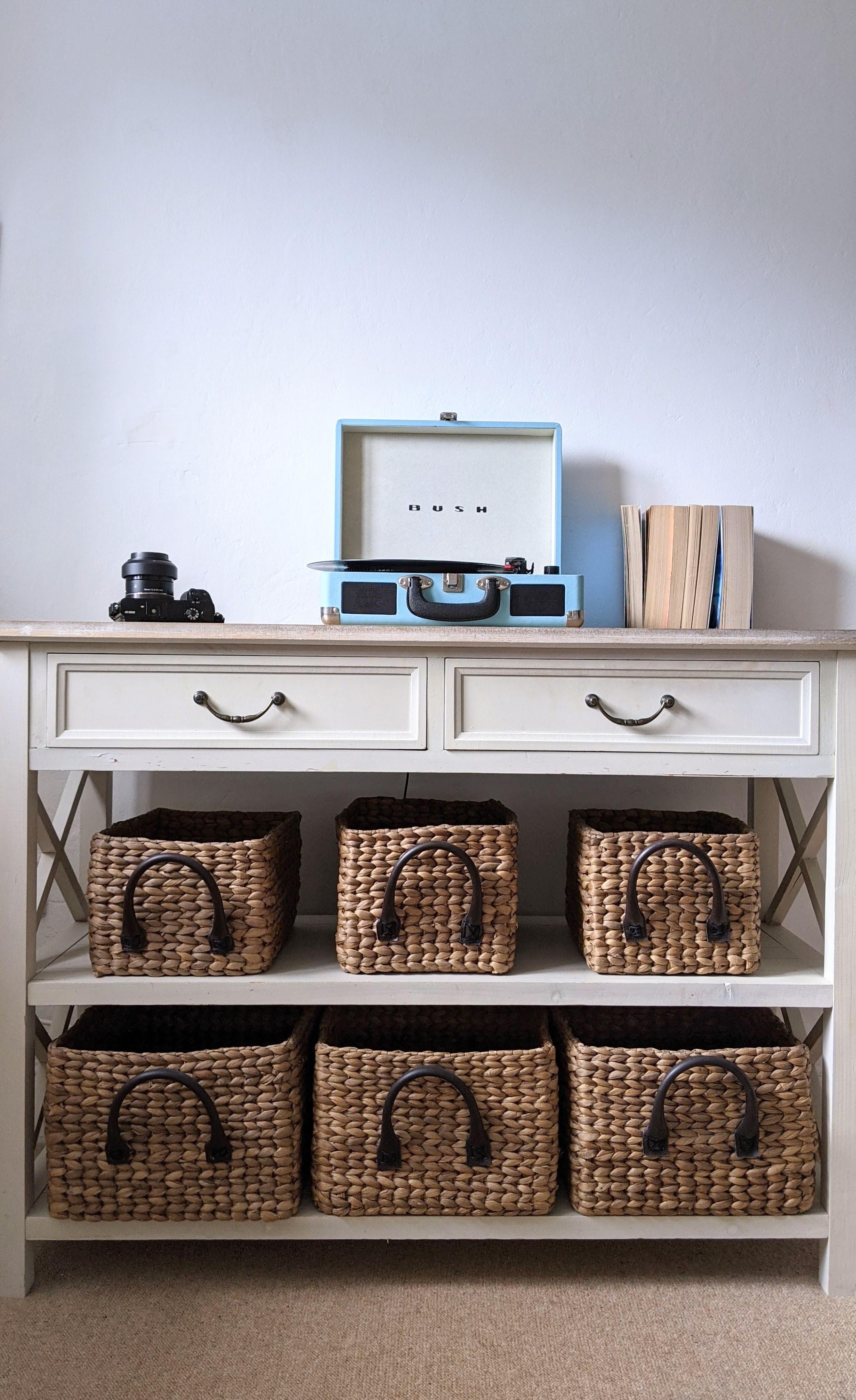 Listen to your favourite vinyl records in the double bedroom on this retro record player and choice of records a great way to wake up and get out of bed or rest in bed in this holiday home in Lyme Regis