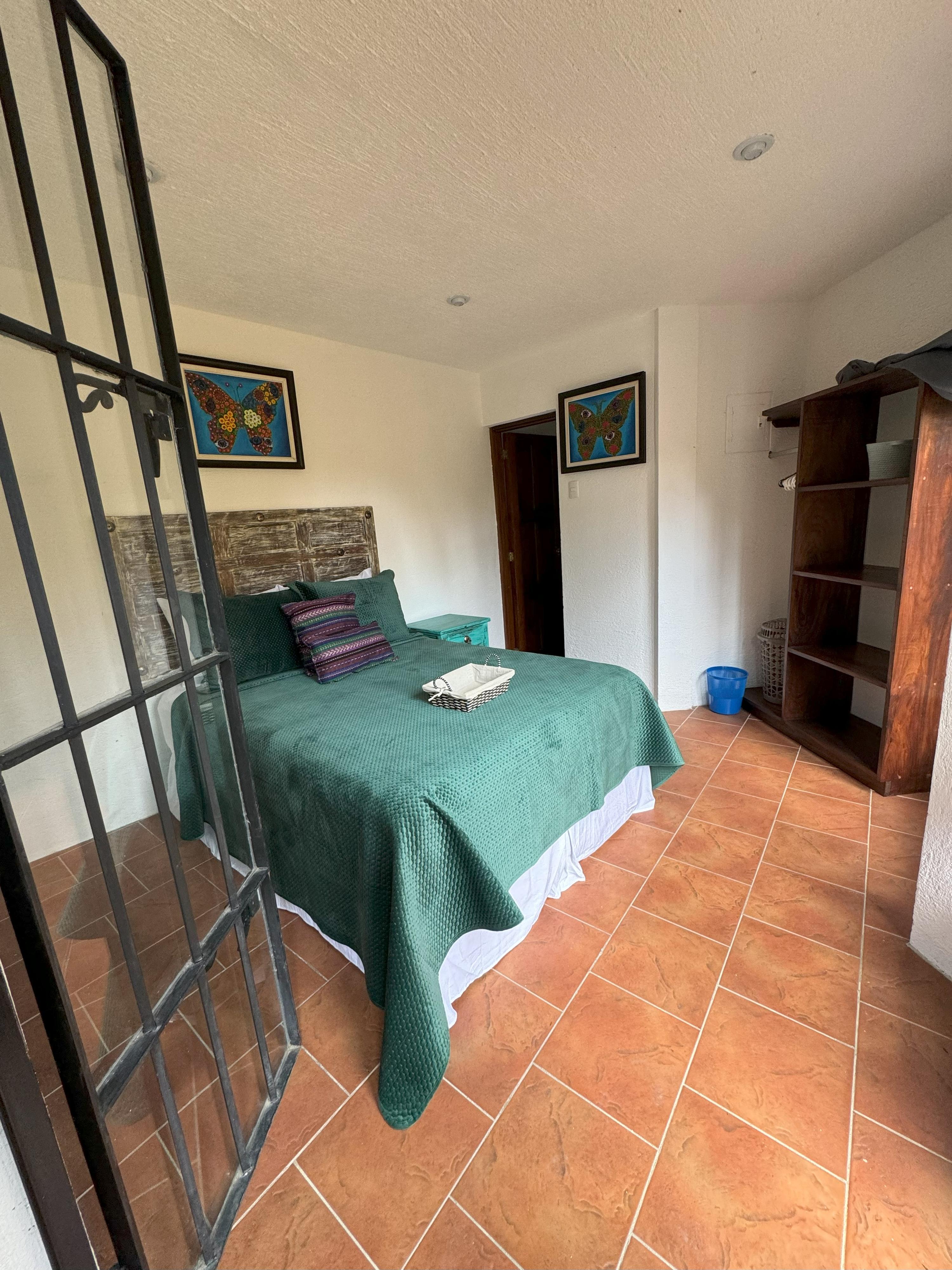 The Flores Room - Casa Corazon II