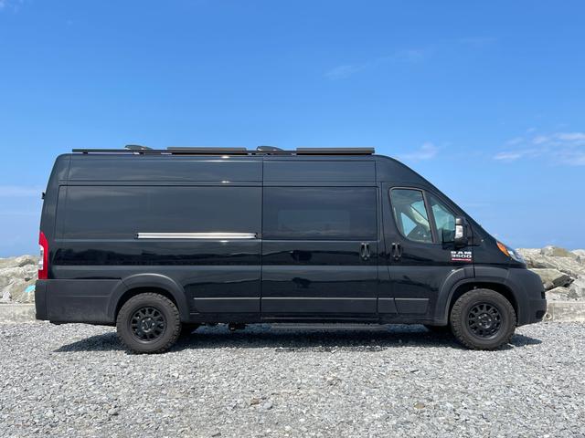 Promaster 2022 (lettrage ajouté ensuite)