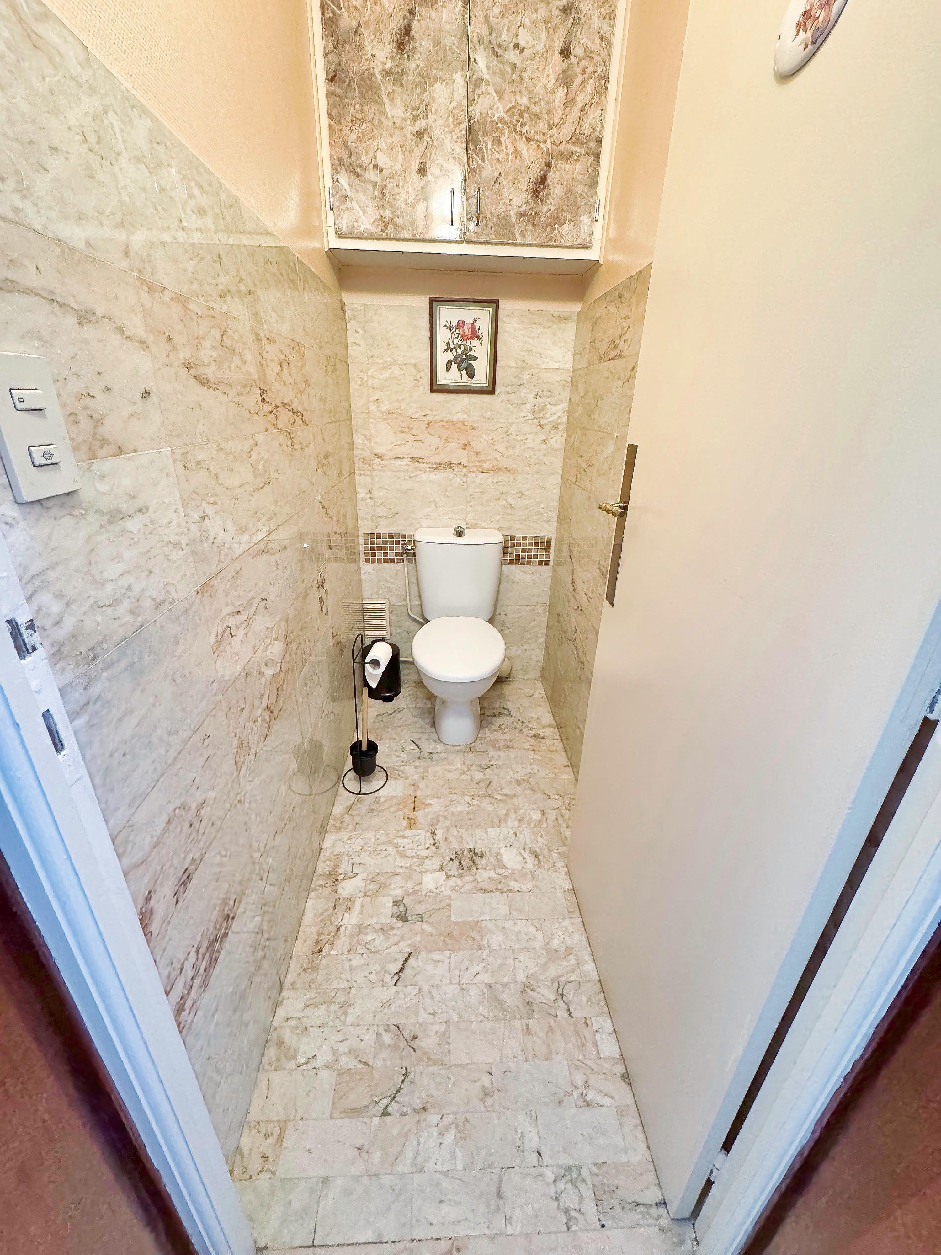 Le Palais 2nd: WC