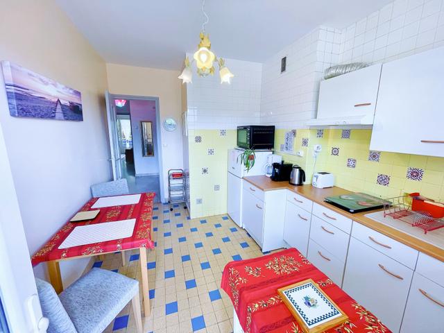 T2 Le Palais: Cocina