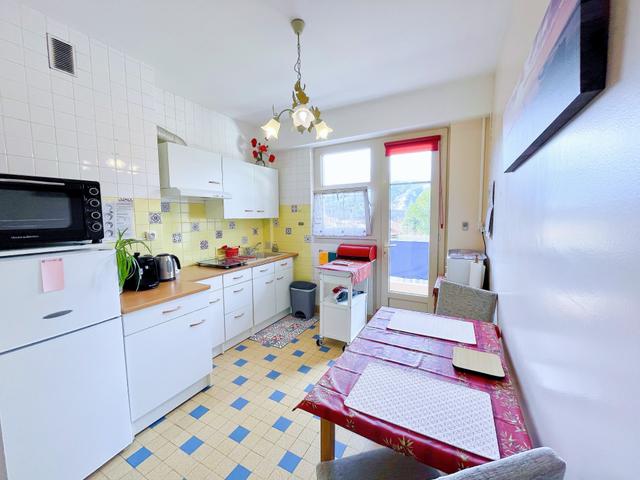 T2 Le Palais: Cocina