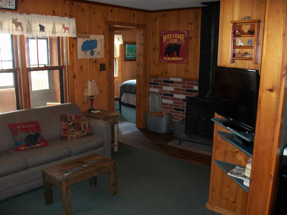 5 Chippewa Cabin on Big Saint Germain Lake Twin Waters Rentals