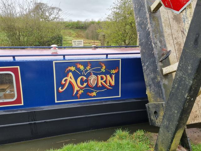 Acorn @ a lift bridge