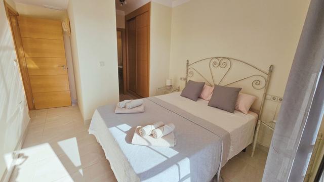 slaapkamer met badkamer ensuite