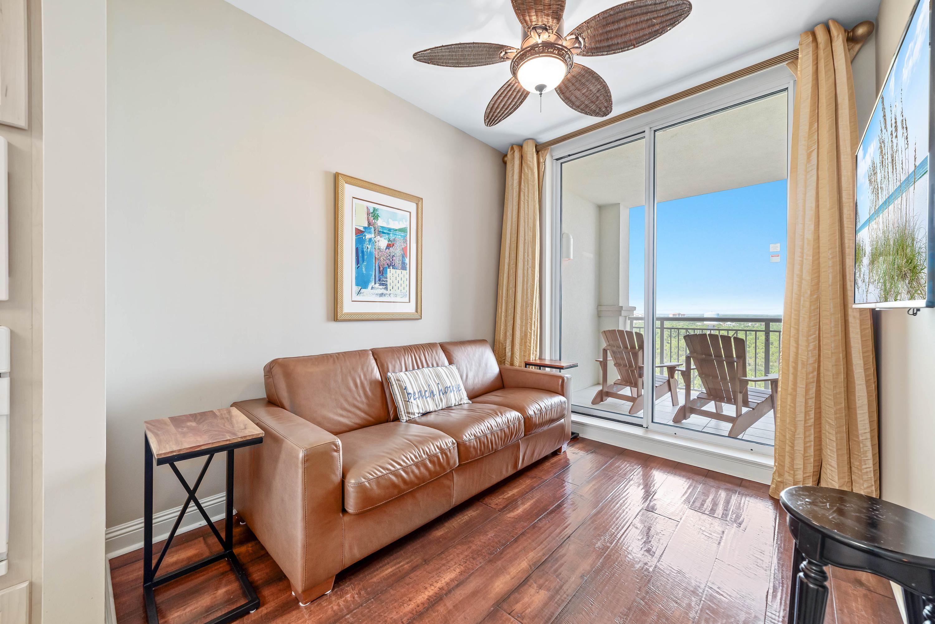 "Bonus Den" to North Balcony