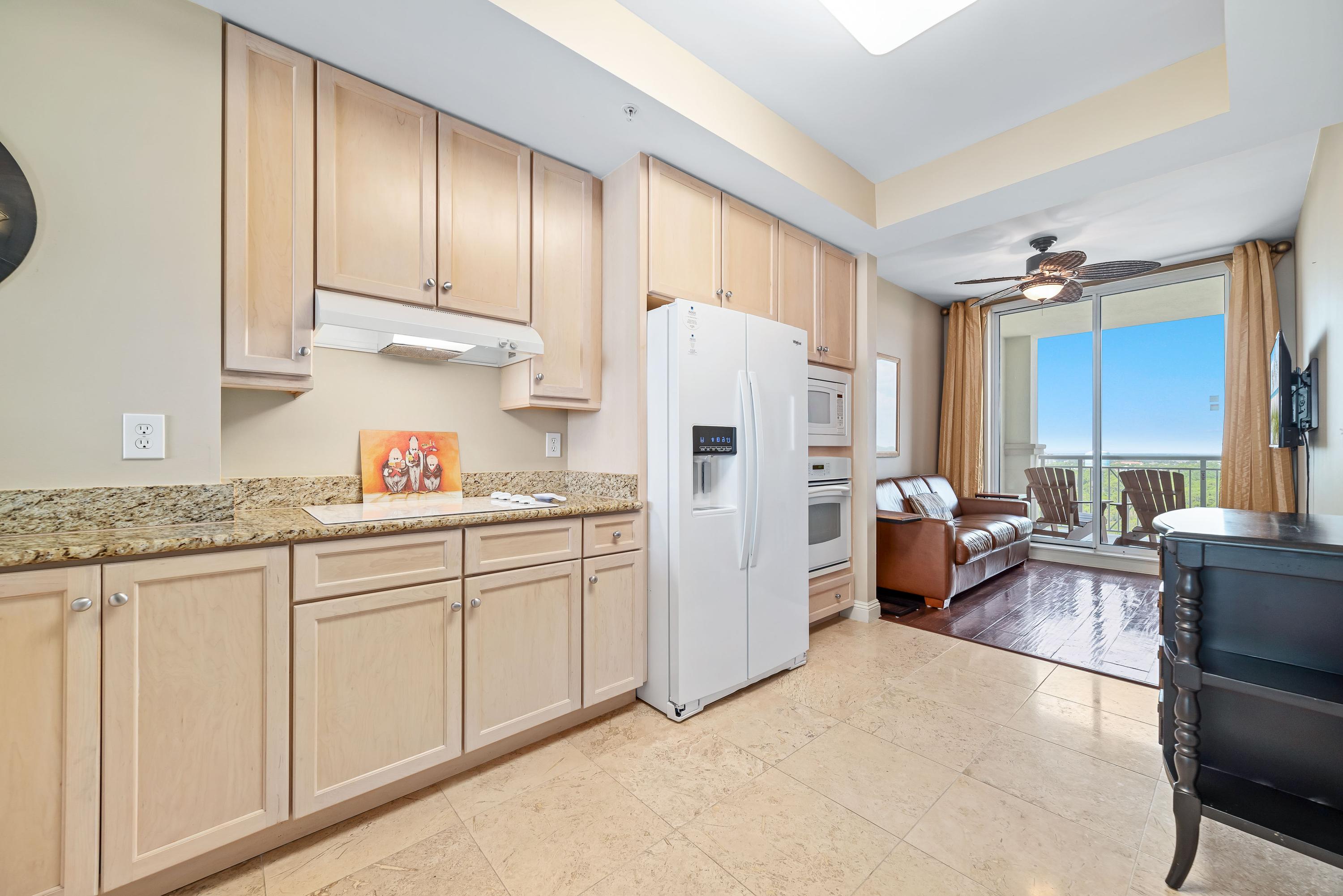 Kitchen to "Bonus Den"