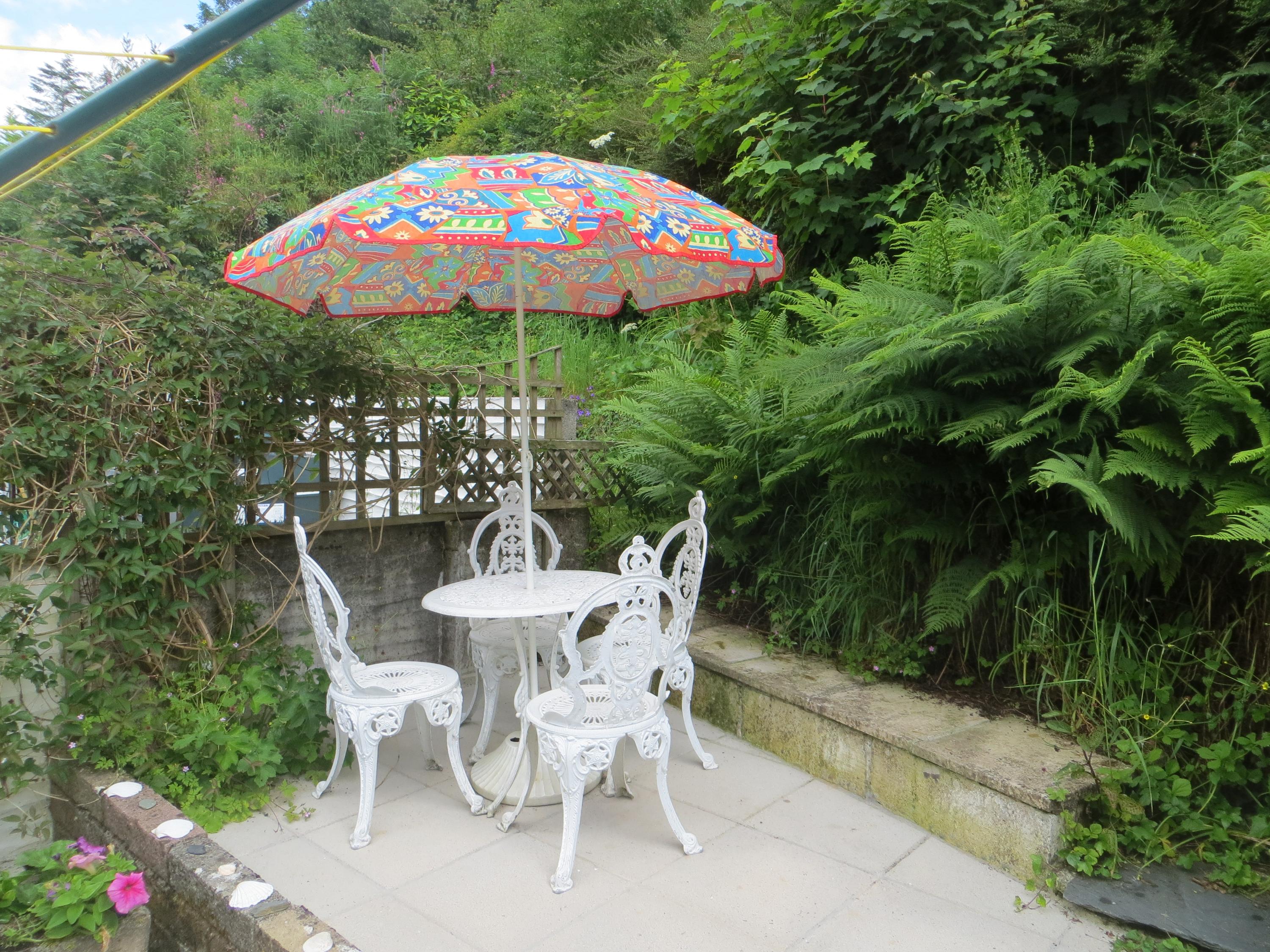 Enclosed sun patio at Shellseekers No2