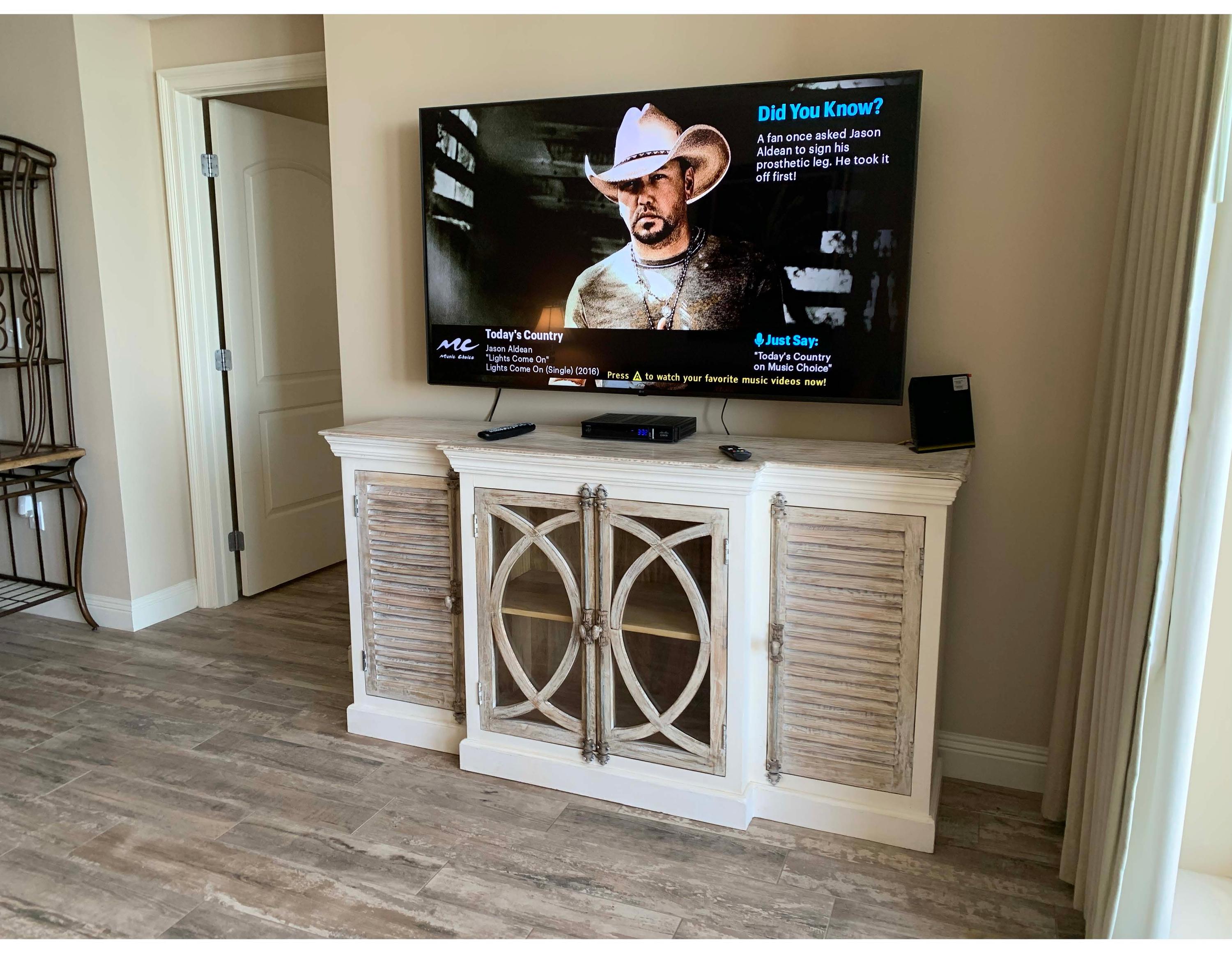 Living Room leading to Master Bedroom and Master Bathroom