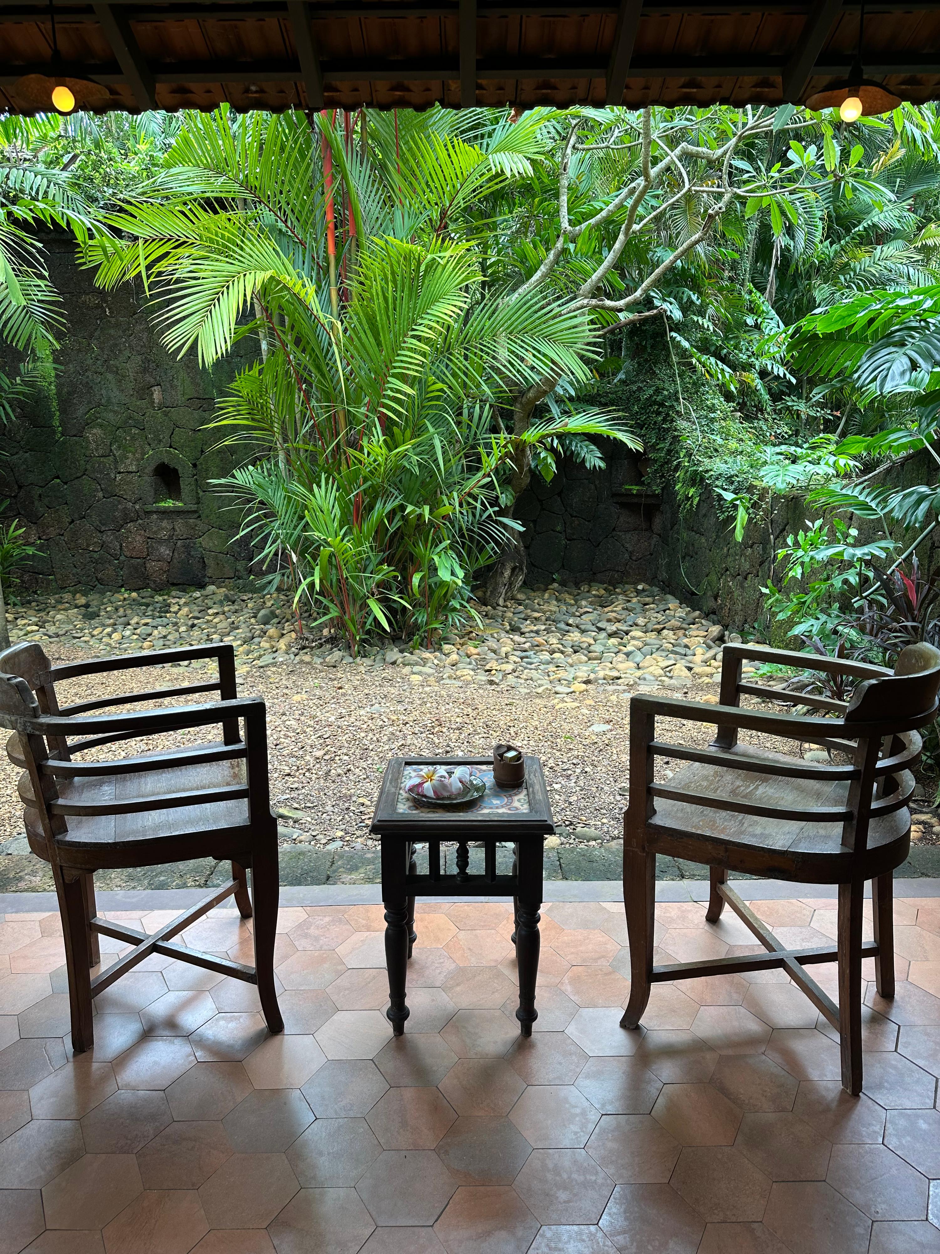 Outdoor Seating