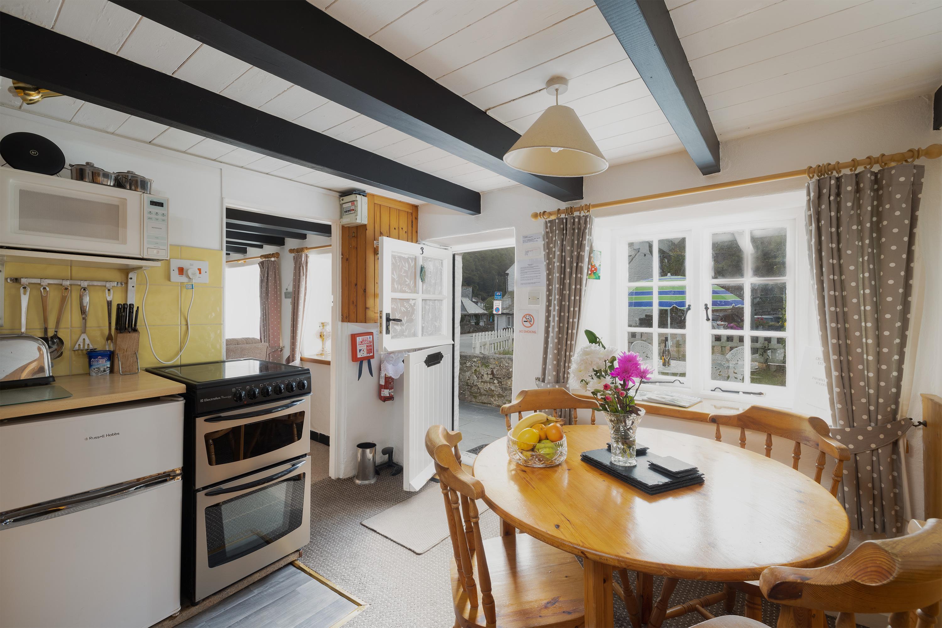 Farmhouse kitchen and stable door at Crumplehorn Cottage No3