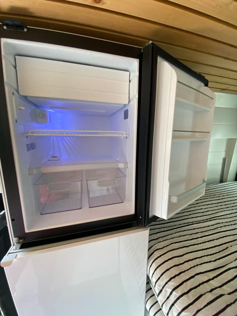 Réfrigérateur de 4.3pi3 (122L)
