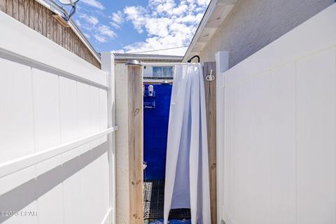 Cottage Outdoor Shower