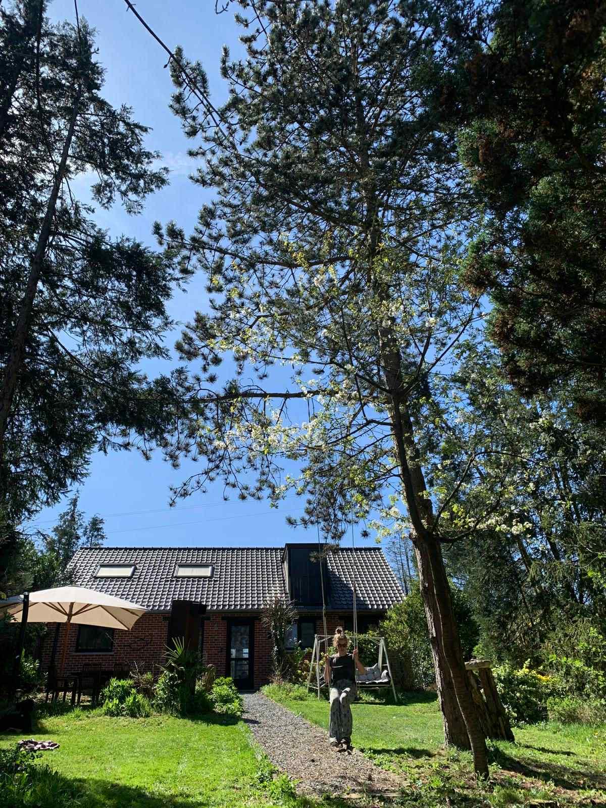 De omheinde tuin