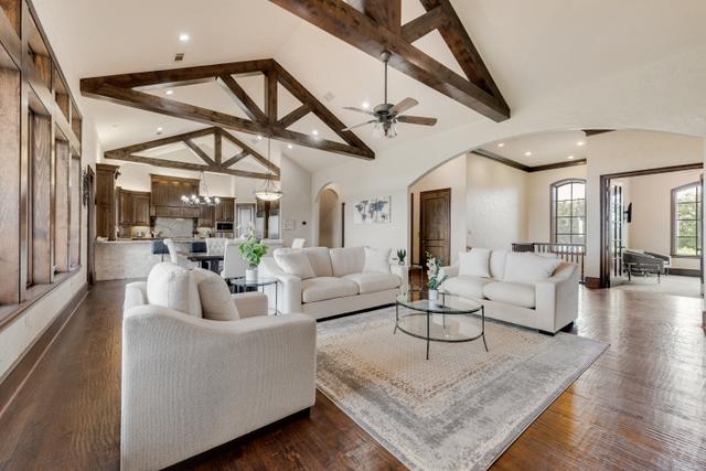 Luxury staged living room, Denton, Tx