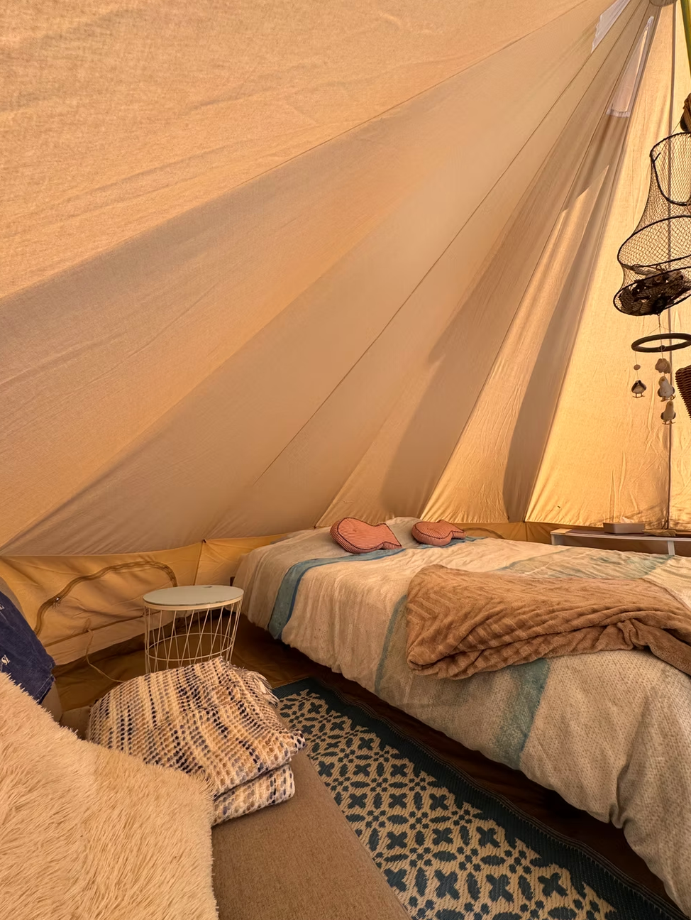 Tipi tent