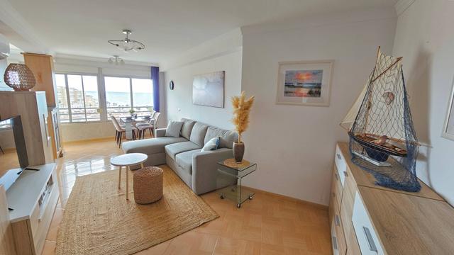 Woonkamer van costa Hollandia