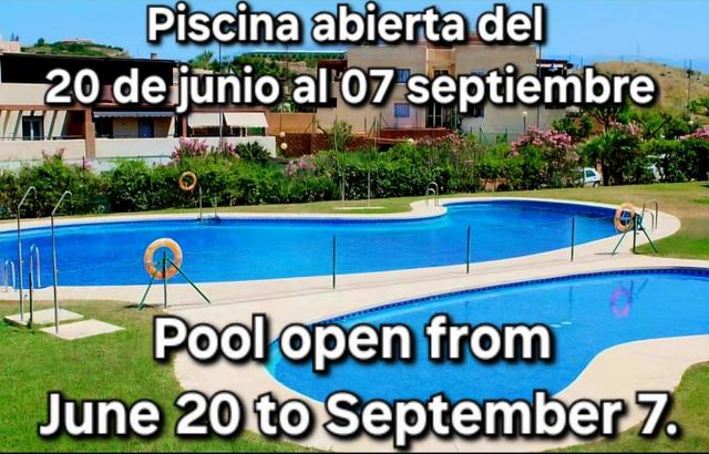 Gemeenschappelijk zwembad geopend in zomermaanden