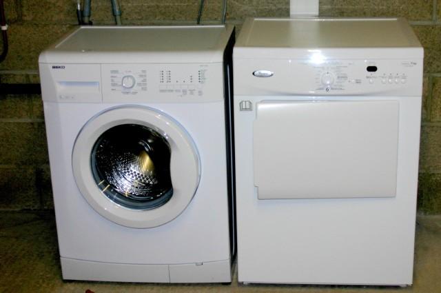 Wasmachine en droogkast beschikbaar bij het huisje