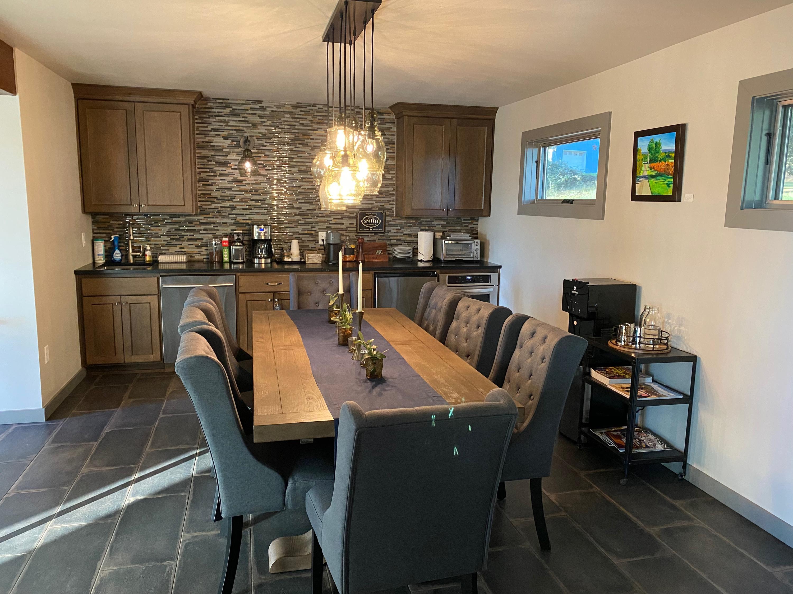 Guest Lounge Dining and Mini Kitchen