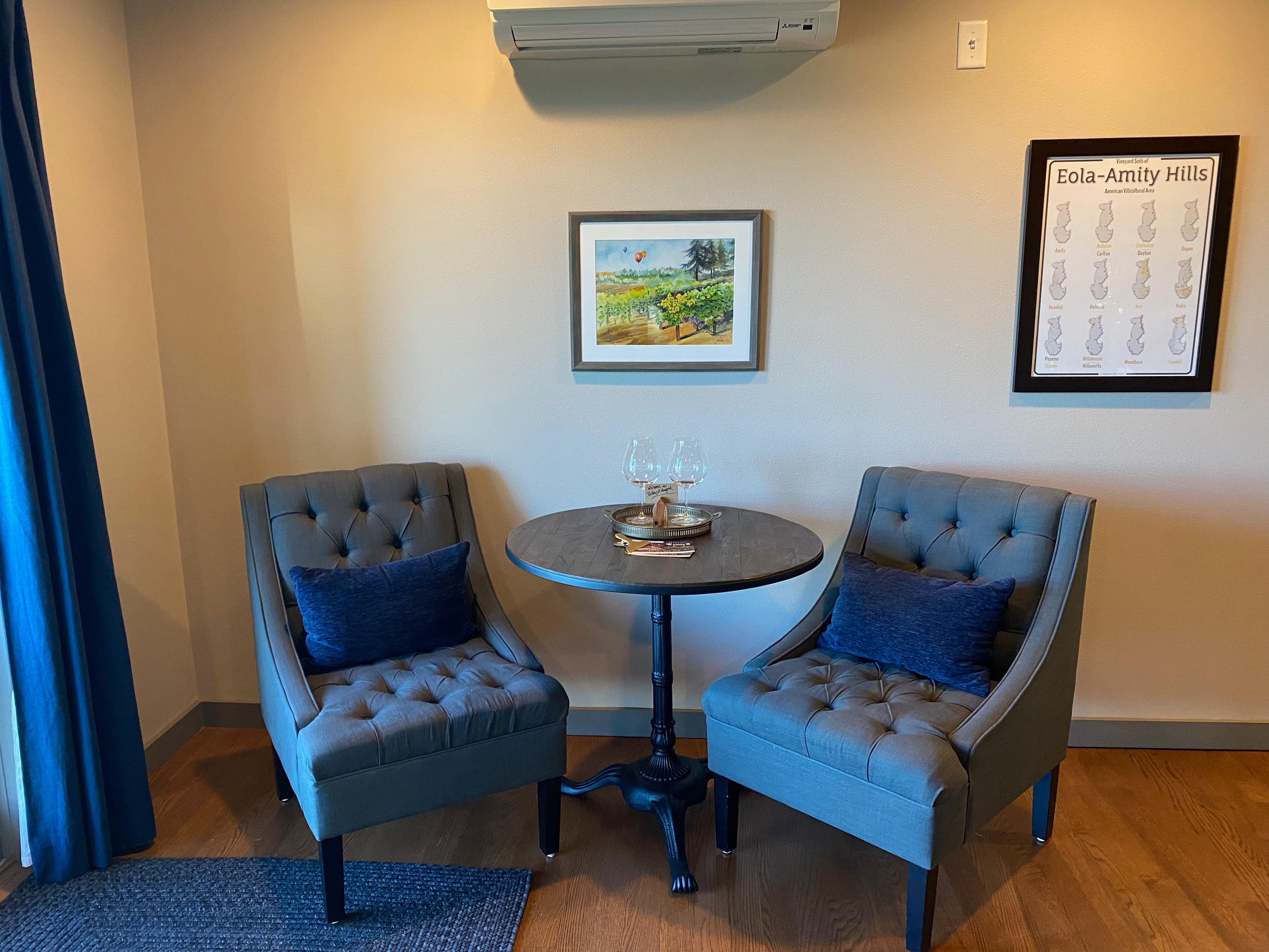 Eola-Amity Room,  Sitting Area