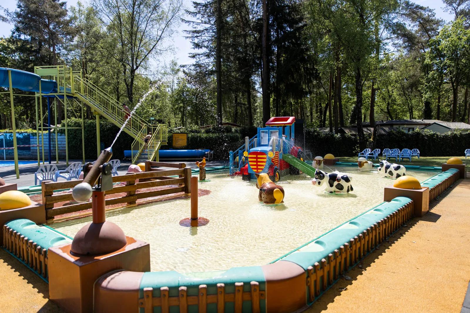 Verwarmd kinderzwembad